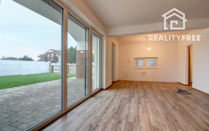 Na predaj: krásny 5izbový inteligentný rodinný dom v tichej lokalite, 15 min. od BA – Čakany,  stav nadštandard