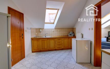 Na predaj: rodinný dom - penzión pre 10-20 osôb alebo viac