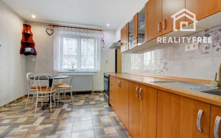 Na predaj: 2,5 izbový rodinný dom s , obec Šamorín-Šámot