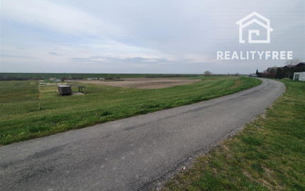 Na predaj pozemok v Rohovce-Šulianske jazero, 1806 m2