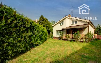 Predaj 7i RD 230m², 2x garáž, pozemok 580m², BA-Vrakuňa.