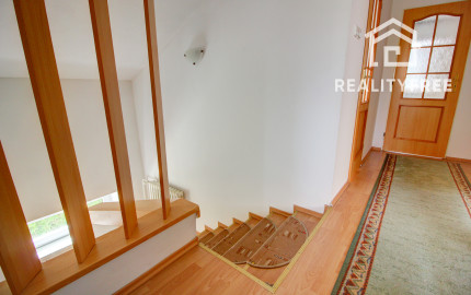 Predaj 7i RD 230m², 2x garáž, pozemok 580m², BA-Vrakuňa.