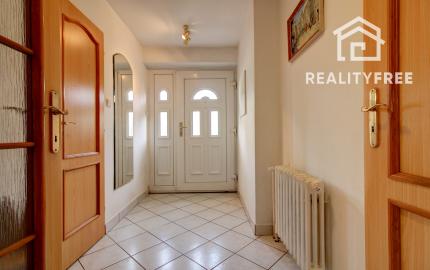 Predaj 7i RD 230m², 2x garáž, pozemok 580m², BA-Vrakuňa.