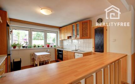 Predaj 7i RD 230m², 2x garáž, pozemok 580m², BA-Vrakuňa.