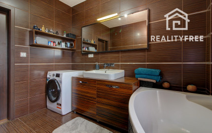 4izbový byt plus pracovňa a garáž, Krajinská ul., BA - Pod.Biskupice