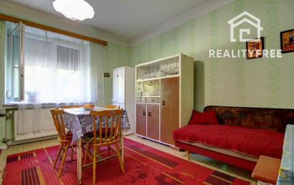 Na predaj priestranný 2i  byt v Komárne na Staničnej ulici