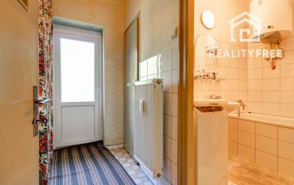 Na predaj priestranný 2i  byt v Komárne na Staničnej ulici