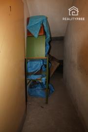 Na predaj priestranný 2i  byt v Komárne na Staničnej ulici