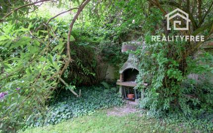 Na predaj chata s vlastným jazerom na 1208 m² pozemku v Trstenej na Ostrove