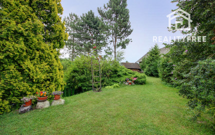 Na predaj chata s vlastným jazerom na 1208 m² pozemku v Trstenej na Ostrove