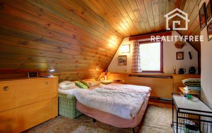 Na predaj chata s vlastným jazerom na 1208 m² pozemku v Trstenej na Ostrove