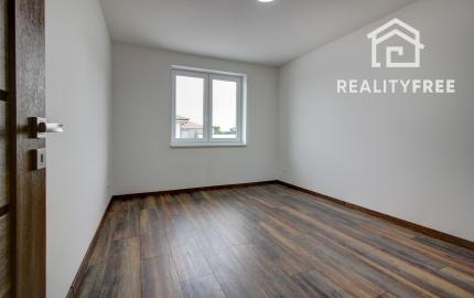 Na prenájom 4 izbový rodinný dom v Hornom Bare