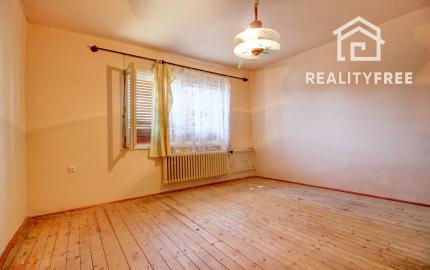 Na predaj: 3 izbový rodinný dom na pozemku o rozlohe 361 m², Gabčíkovo