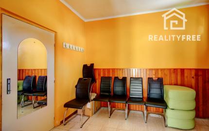 Na predaj: 3 izbový rodinný dom na pozemku o rozlohe 361 m², Gabčíkovo