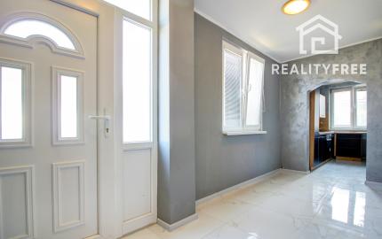 Na predaj: 3izbový rodinný dom na pozemku o rozlohe 925 m2, obec Baka