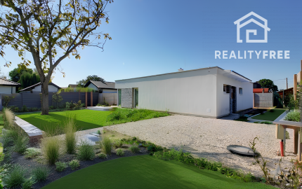 Na predaj skolaudovaný 4i RD s pozemkom 596 m² v Malej Pake.