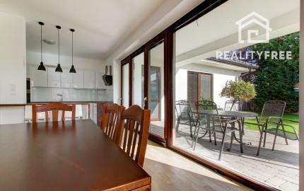 Na predaj: 5  izbový rodinný dom – Bratislava - Podunajské Biskupice