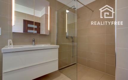 Na predaj: 5  izbový rodinný dom – Bratislava - Podunajské Biskupice