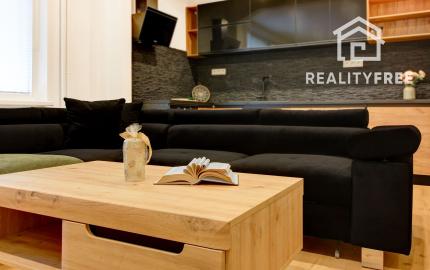 REZERVOVANÉ - 1,5-i byt - kompletná rekonštrukcia BA Ružinov-Haburská ul.