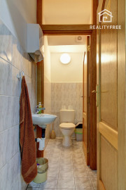 Na predaj: Komerčná budova, Báč