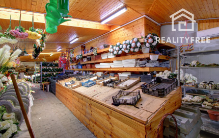 Na predaj: Komerčná budova, Báč