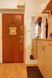 REZERVOVANÝ - Na predaj: 1,5 -izbový byt v Bratislave – Rača, ul. Pri Šajbách