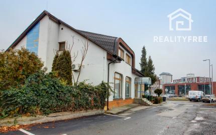 Na prenájom predajňa a kancelárske priestory v Šamoríne