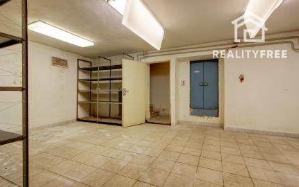 Na prenájom predajňa a kancelárske priestory v Šamoríne