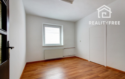 Na predaj: 4i RD -INVESTIČNÁ PRÍLEŽITOSŤ - obec Hamuliakovo