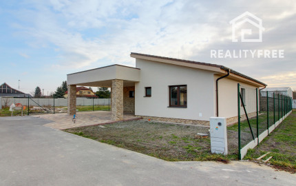 Na predaj: 4izbový rodinný dom kolaudovaný – Šamorín-Bučuháza,  stav štandard