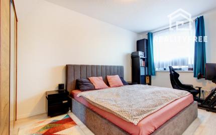 REZERVOVANÝ- Na predaj 3 izbový byt so záhradkou v Hamuliakove