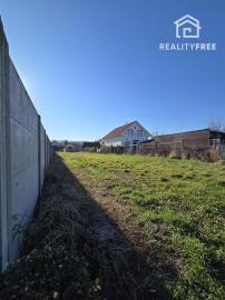 Na predaj pozemok 901 m2, Vojka na d Dunajom