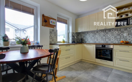 Na predaj 4- izbový rodinný dom so záhradkou vo Hviezdoslavove