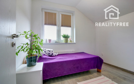 Na predaj 4- izbový rodinný dom so záhradkou vo Hviezdoslavove