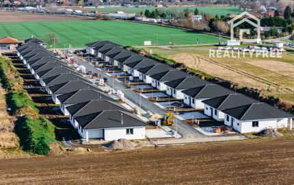 Novostaby Hviezdoslavov - 4i RD pozemok od 603m2-666m2