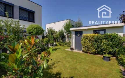 REZERVOVANÉ - Na predaj štýlový 4i RD v Rovinke