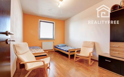 Na predaj: 3 izbový byt 65 m² , Rohovce, okres. Dun. Streda