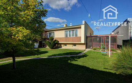 Predaj 5-izbového rodinného domu s pivnicou a krásnou záhradou – Veľká Paka