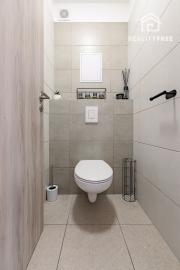 Na predaj 2,5-izbový byt s balkónom – Pezinok, Mahulanka