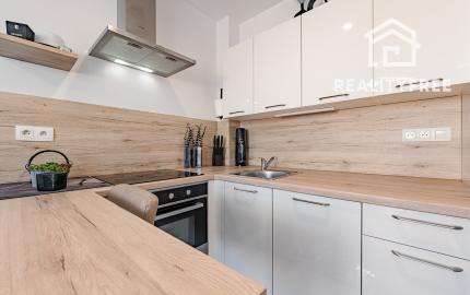 Na predaj 2,5-izbový byt s balkónom – Pezinok, Mahulanka