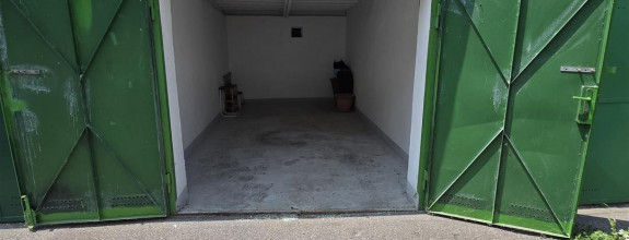 Na predaj: Garáž 20 m², Gusevova ulica ,  BA-Ružinov