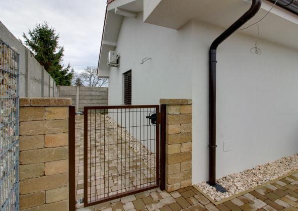 Na predaj: krásny 5izbový inteligentný rodinný dom v tichej lokalite, 15 min. od BA – Čakany,  stav nadštandard