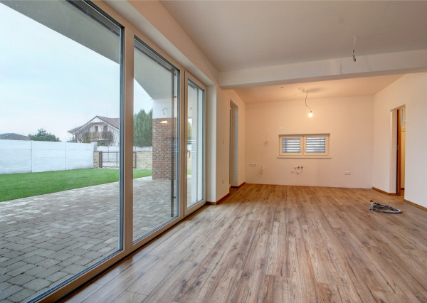 Na predaj: krásny 5izbový inteligentný rodinný dom v tichej lokalite, 15 min. od BA – Čakany,  stav nadštandard