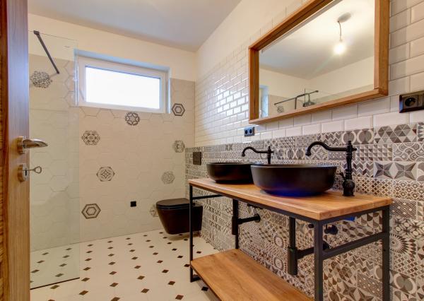 Na predaj: krásny 5izbový inteligentný rodinný dom v tichej lokalite, 15 min. od BA – Čakany,  stav nadštandard