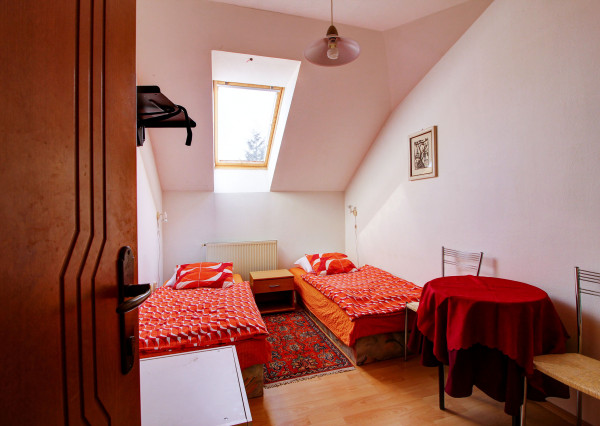 Na predaj: rodinný dom - penzión pre 10-20 osôb alebo viac