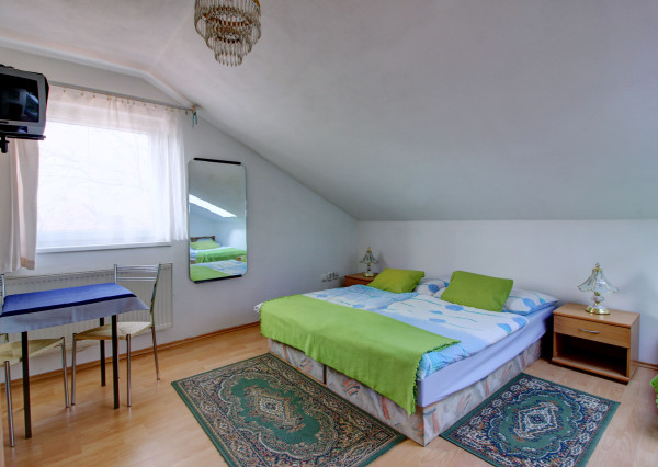 Na predaj: rodinný dom - penzión pre 10-20 osôb alebo viac