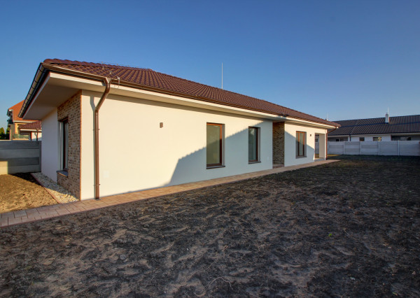 Na predaj: 4izbový rodinný dom – Michal na Ostrove,