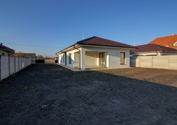 Na predaj: 4izbový rodinný dom – Michal na Ostrove,