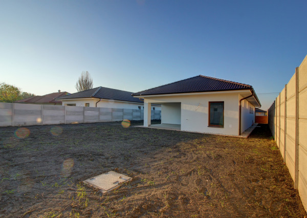 Na predaj: 4izbový rodinný dom – Michal na Ostrove,