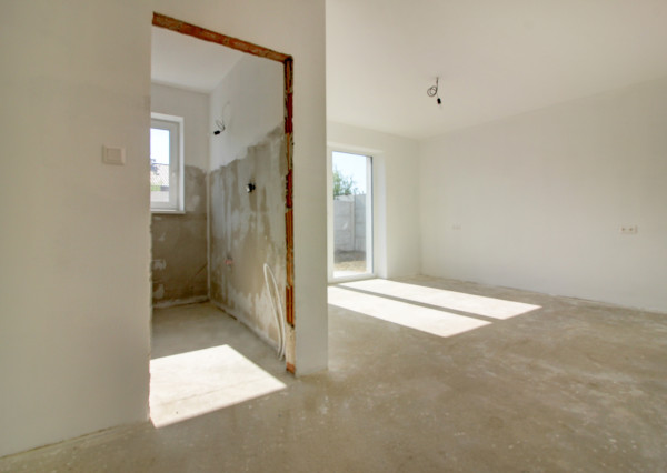 Na predaj skolaudovaný 4i RD s pozemkom 596 m² v Malej Pake.